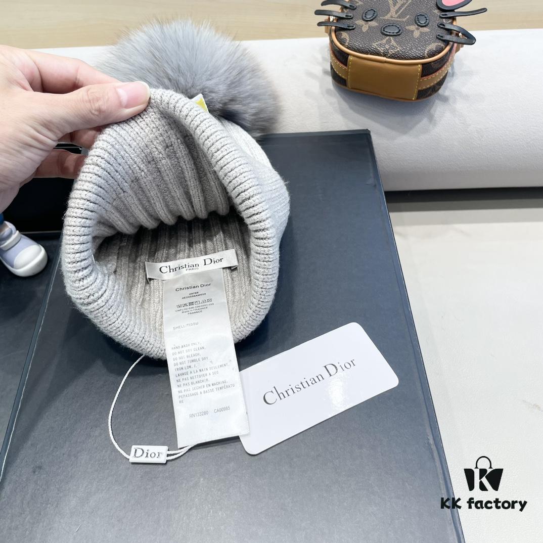 Dior Women's Knitted Hat with Genuine Fox Fur Pom for Autumn and Winter, Thickened Warm Ear-Protecting Beanie