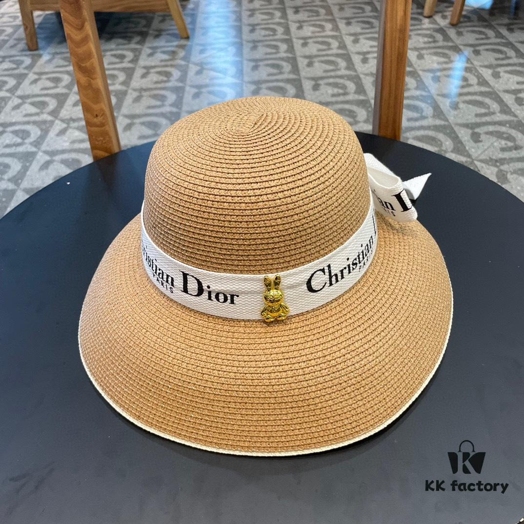 Dior 2024 New Arrival Fashionable Straw Hat, Super Popular Lampshade Style, Effortlessly Stylish and a Must-Have for Travel