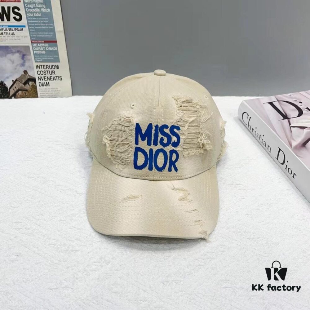 Dior New Arrival Distressed Baseball Cap, Stylish and Sophisticated Unisex Design with Perfect Silhouette