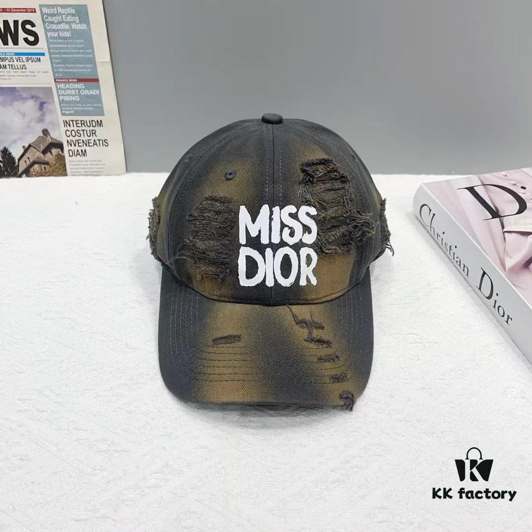 Dior New Arrival Distressed Baseball Cap, Stylish and Sophisticated Unisex Design with Perfect Silhouette