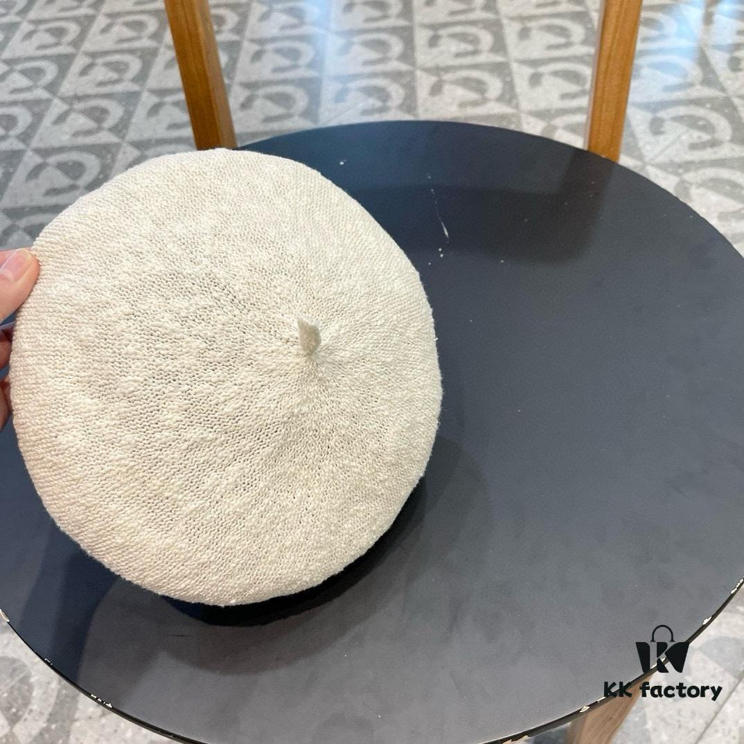 Dior 2024 New Solid Color Beret for Women, Slimming Face Look, Lightweight and Breathable Spring Summer Pumpkin Hat, Artistic and Versatile Painter's Cap