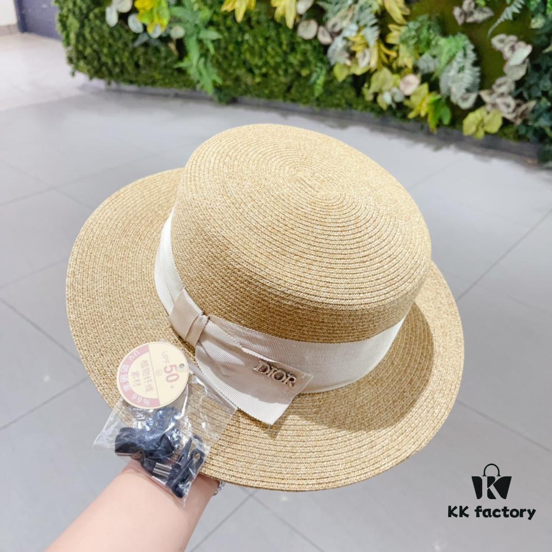 Dior New Arrival Panama Hat – Highlighting Elegance and Feminine Charm