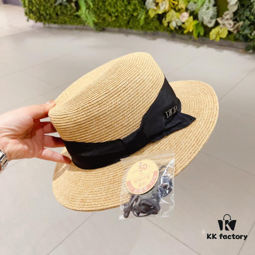 Dior – New Arrival Flat-Crown Straw Hat Showcasing Design Elegance and Feminine Charm