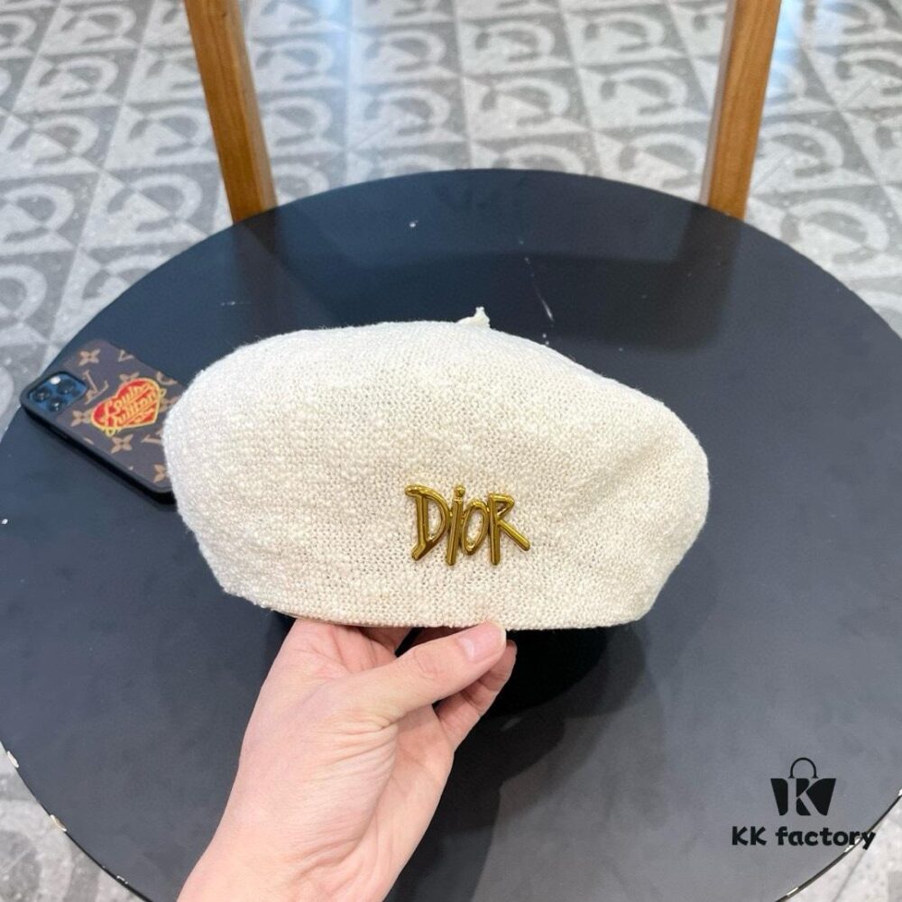 Dior 2024 New Solid Color Women's Beret, Slimming and Breathable for Spring and Summer, Artistic Pumpkin Hat, Painter Hat, Fisherman Cap, Baseball Cap, Knit Hat