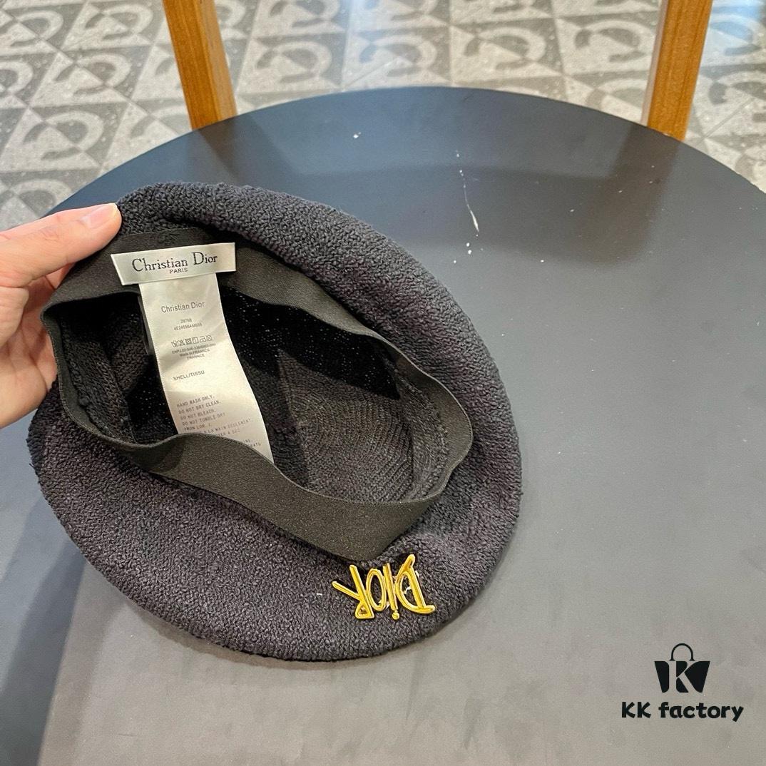 Dior 2024 New Solid Color Women's Beret, Slimming Face Look, Lightweight and Breathable Spring Summer Pumpkin Hat, Artistic and Versatile Painter's Hat