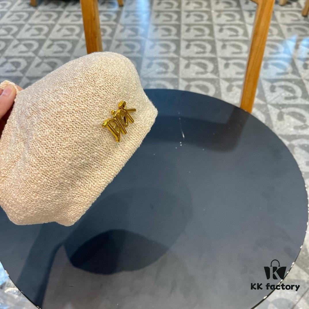 Dior 2024 New Solid Color Women's Beret, Slimming Face Look, Lightweight and Breathable Spring Summer Pumpkin Hat, Artistic Multi-Purpose Painter's Hat