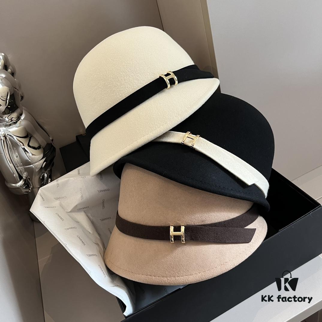 HEREMS Hermes 2024 Autumn/Winter New Wool Beanie Hat, 100% Wool, Irregular Cut Design, Fashionable Women's Essential, Head Circumference 57cm, Khaki White Black