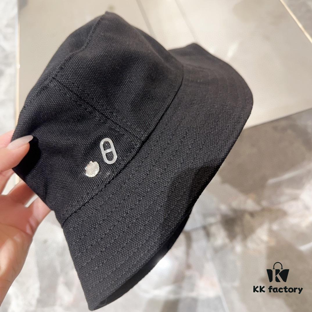 Hermès Autumn New Arrival Minimalist Fisherman Hat, On Par with Luxury Brands, Extremely Versatile, Ready to Ship