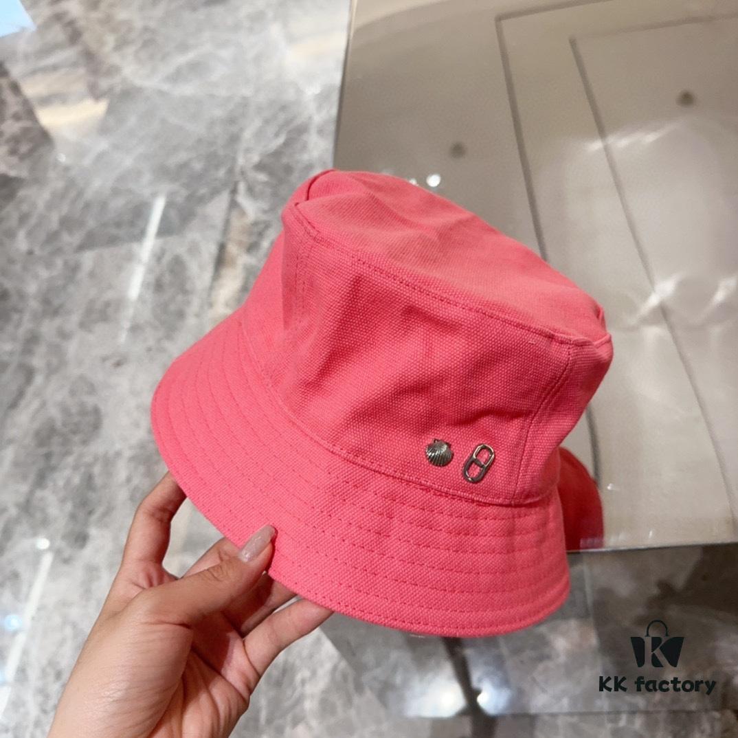 Hermès Autumn New Arrival Minimalist Fisherman Hat, On-Trend Design, Versatile Styling, Ready to Ship!