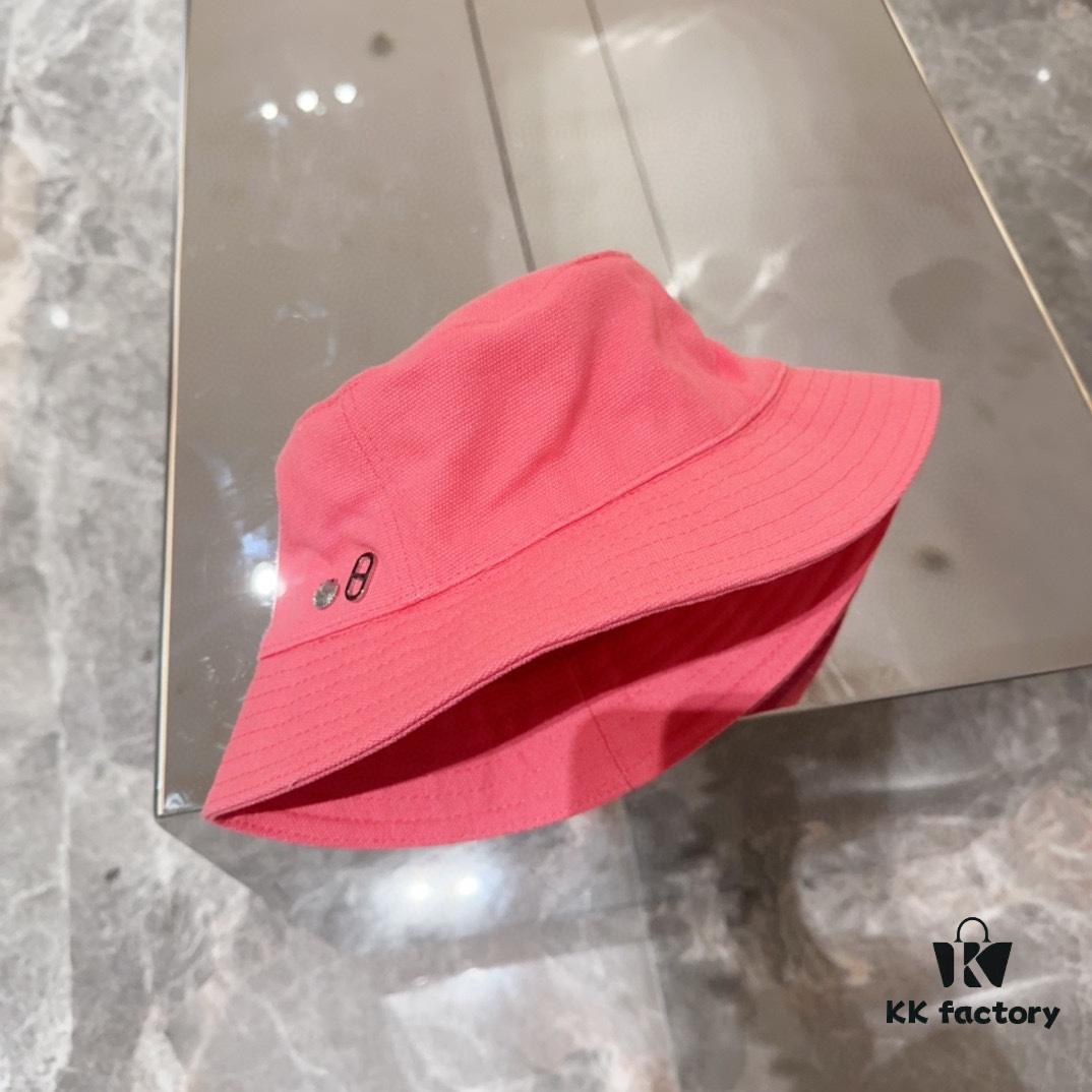 Hermès Autumn New Arrival Minimalist Fisherman Hat, On-Trend Design, Versatile Styling, Ready to Ship!