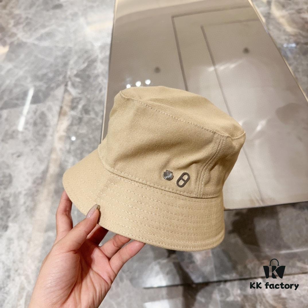 Hermès Autumn New Arrival Minimalist Fisherman Hat, On-Trend Design, Easy to Match, Ready to Ship!