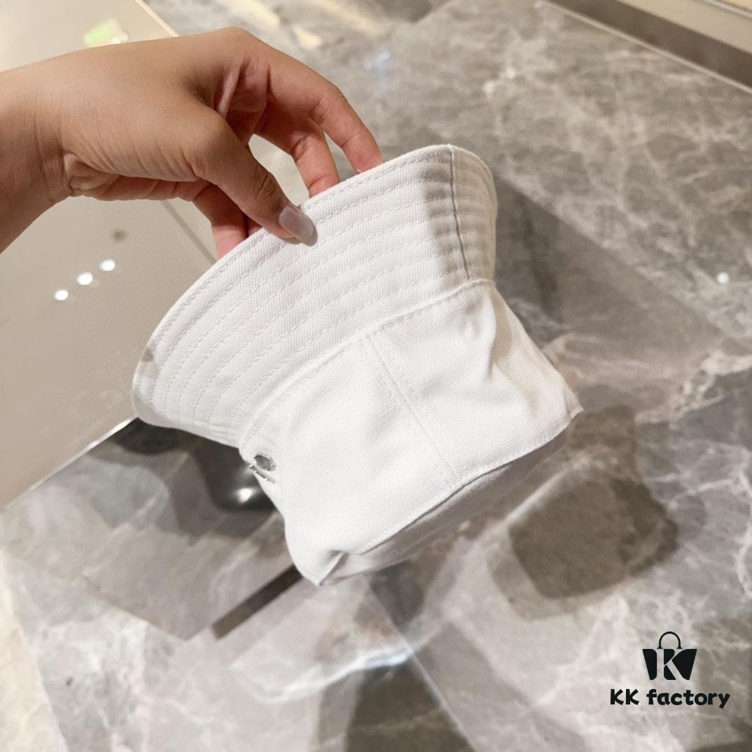 Hermès Autumn New Arrival Minimalist Fisherman Hat, On-Trend Design, Easy to Match, Ready to Ship!