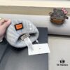 Hermes x Designer Collaborative Collection Distressed Button Beanie Warm Ear-Protecting Knit Hat Versatile Knitted Cap