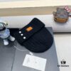 Hermes x Designer Collaboration Broken Button Knit Beanie Warm Ear-Protecting Hat Versatile Knitted Cap
