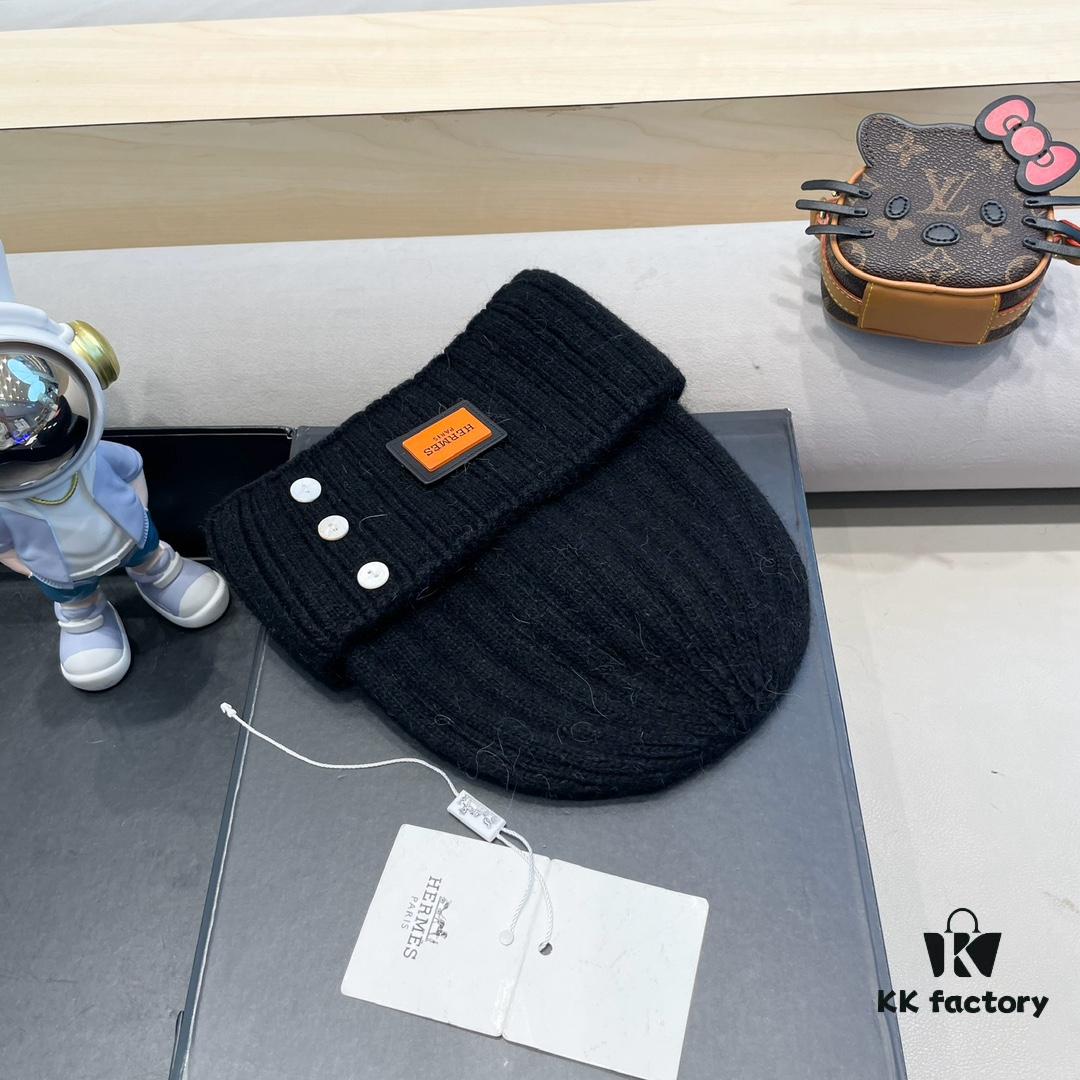 Hermes x Designer Collaboration Broken Button Knit Beanie Warm Ear-Protecting Hat Versatile Knitted Cap