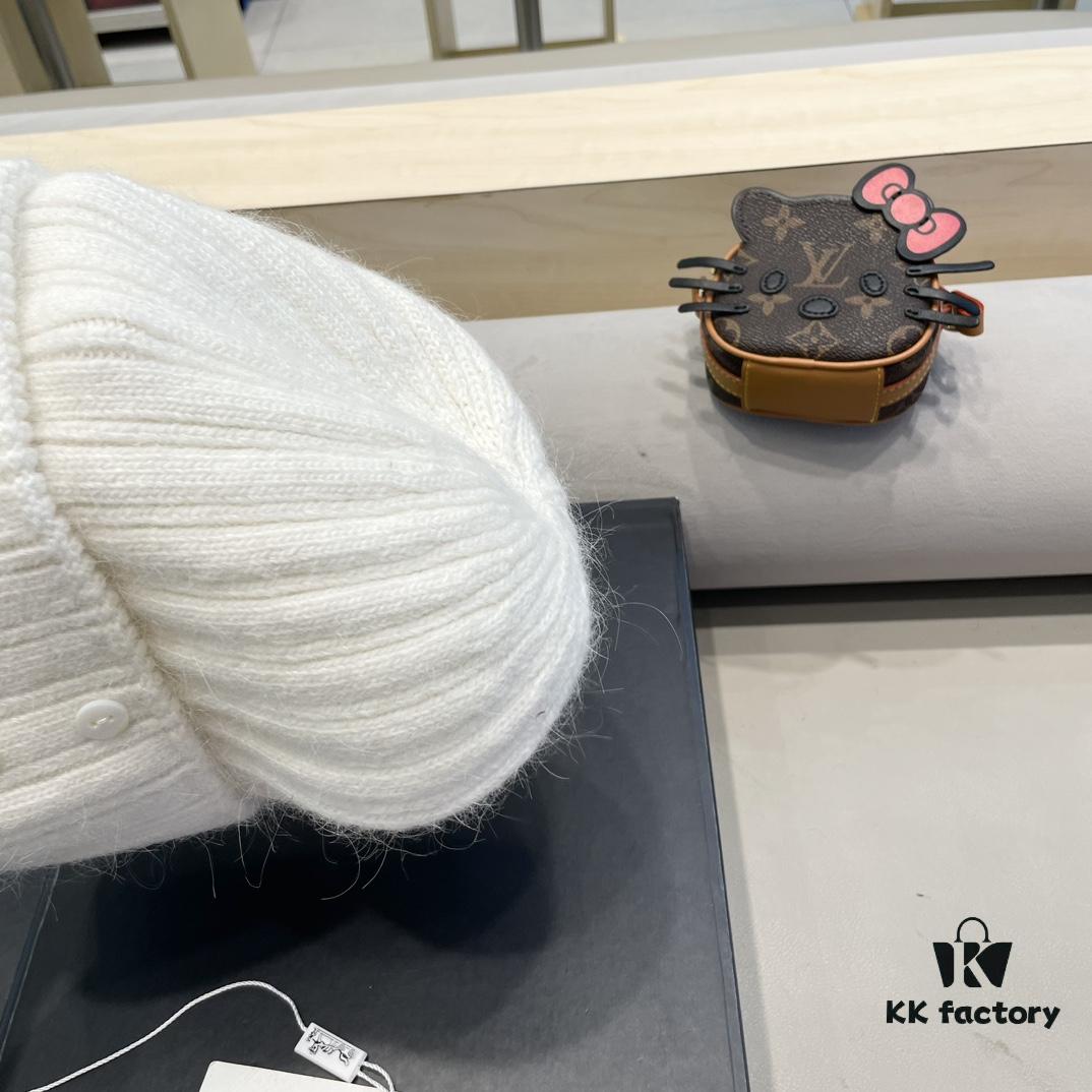 Hermes x Designer Collaboration Broken Button Knit Beanie Warm Ear-Protecting Hat Versatile Knitted Cap