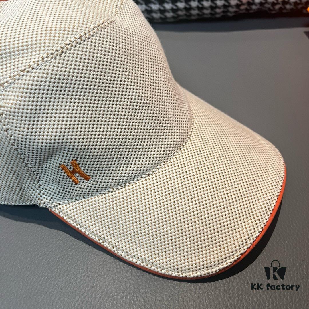 Box and Cloth Bag Included, HERMÈS Original Order Baseball Cap, Classic H Design, Genuine Leather and Breathable Canvas Fabric, Premium Steel Buckle, Exquisitely Crafted, Stylish and High Quality