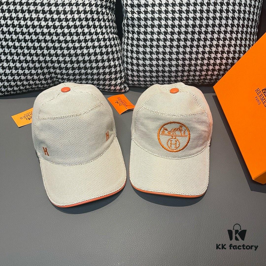 Box and Cloth Bag Included, HERMÈS Original Quality Baseball Cap, Classic H Design, Authentic Mold Custom Made, Premium Canvas Fabric with Top Layer Leather, Original Factory Stainless Steel Adjustable Buckle, Exquisite Craftsmanship, Stylish and High Quality