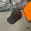Box and Cloth Bag Included, HERMÈS Original Design Baseball Cap, Classic H Logo, Authentic Mold Custom Made, Premium Breathable Canvas Fabric with Top Grain Leather, Original Factory Stainless Steel Adjustable Buckle, Exquisite Craftsmanship, Stylish and High Quality