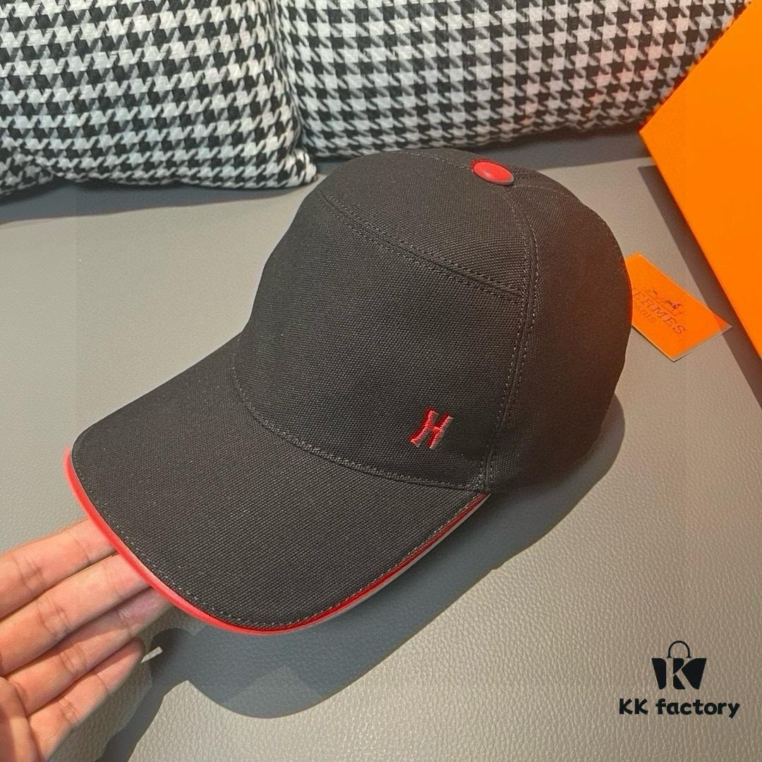 Box and Cloth Bag Included, HERMÈS Original Design Baseball Cap, Classic H Logo, Authentic Mold Custom Made, Premium Breathable Canvas Fabric with Top Grain Leather, Original Factory Stainless Steel Adjustable Buckle, Exquisite Craftsmanship, Stylish and High Quality