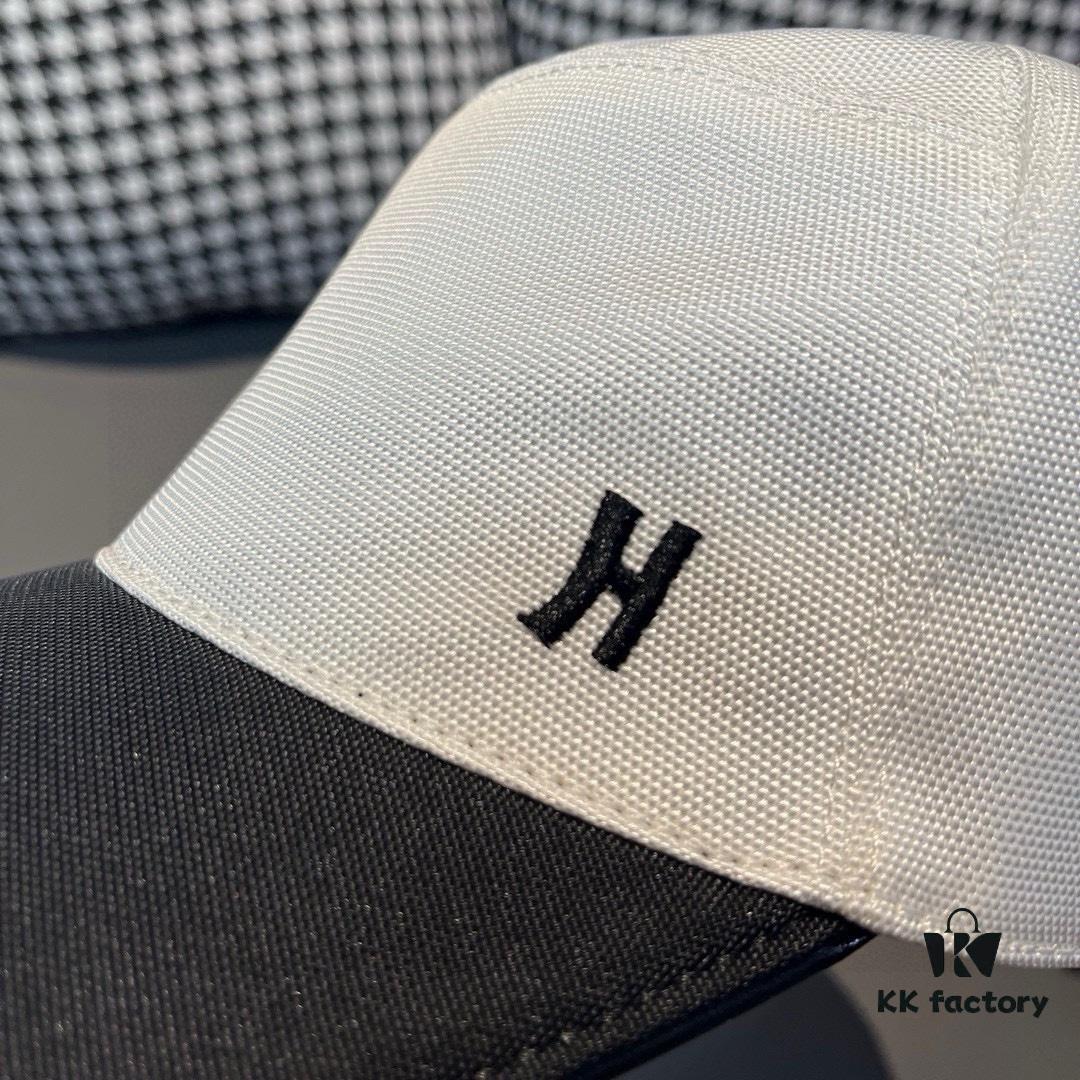 Hermès Latest Original Design Baseball Cap, Color-Blocked H, Premium Canvas and Top Layer Leather
