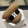 Hermès 2024 New Straw Sun Hat, Boater Hat 🤩 Beach Style, Simple and Elegant, Versatile Accessory