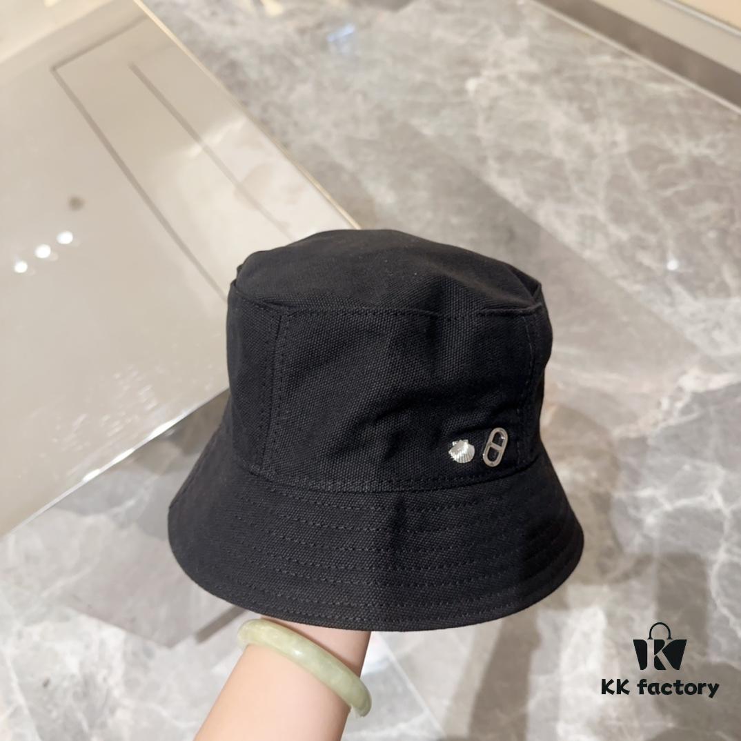 Hermès Autumn New Arrival Minimalist Fisherman Hat, On-Trend Design, Easy to Match, Ready to Ship