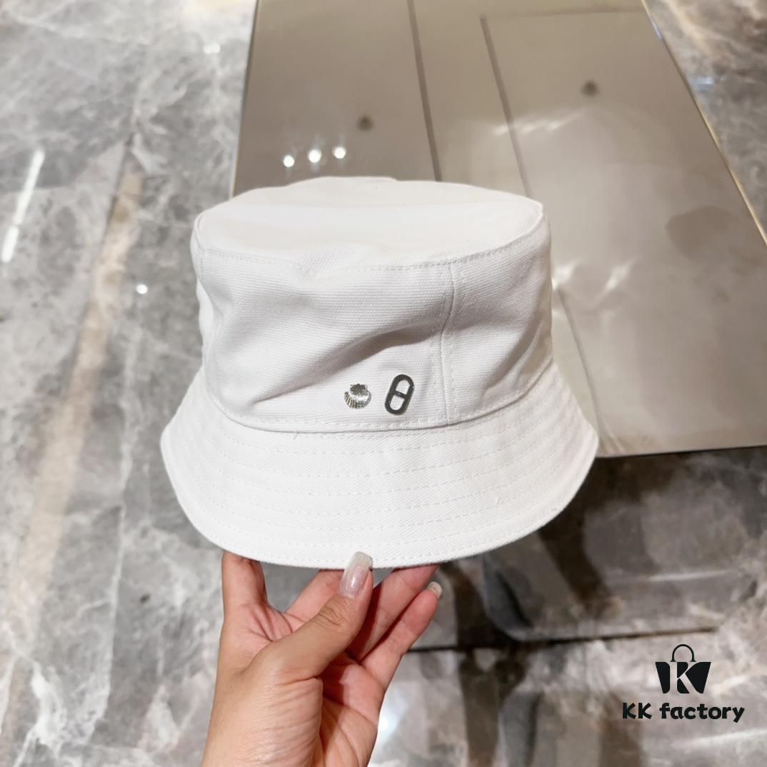 Hermès Autumn New Arrival Minimalist Fisherman Hat, On-Trend Design, Easy to Match, Ready to Ship