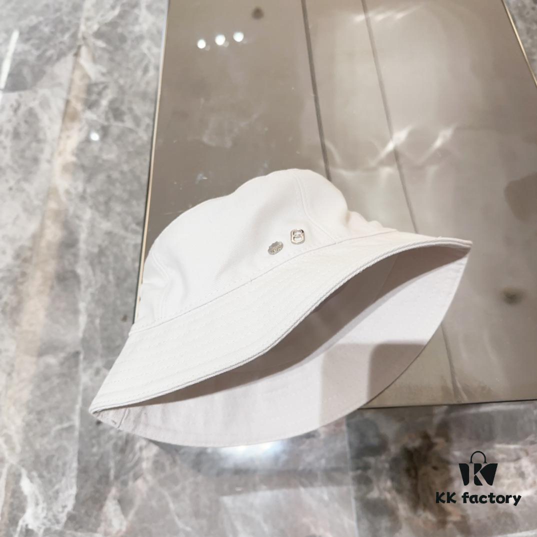 Hermès Autumn New Arrival Minimalist Fisherman Hat, On-Trend Design, Easy to Match, Ready to Ship