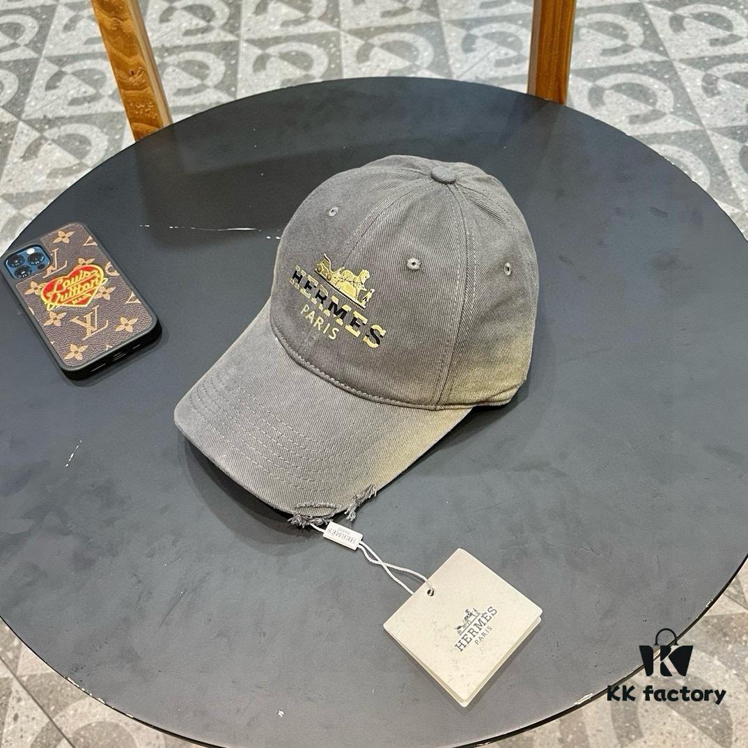 New Arrival HERMÈS (Hermes) Latest Authentic Replica Baseball Cap, Color-Blocked H Design, Premium Craftsmanship with Original Breathable Canvas Fabric and Factory Stainless Steel Adjustable Buckle