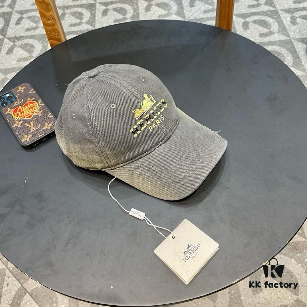 New Arrival HERMÈS (Hermes) Latest Authentic Replica Baseball Cap, Color-Blocked H Design, Premium Craftsmanship with Original Breathable Canvas Fabric and Factory Stainless Steel Adjustable Buckle