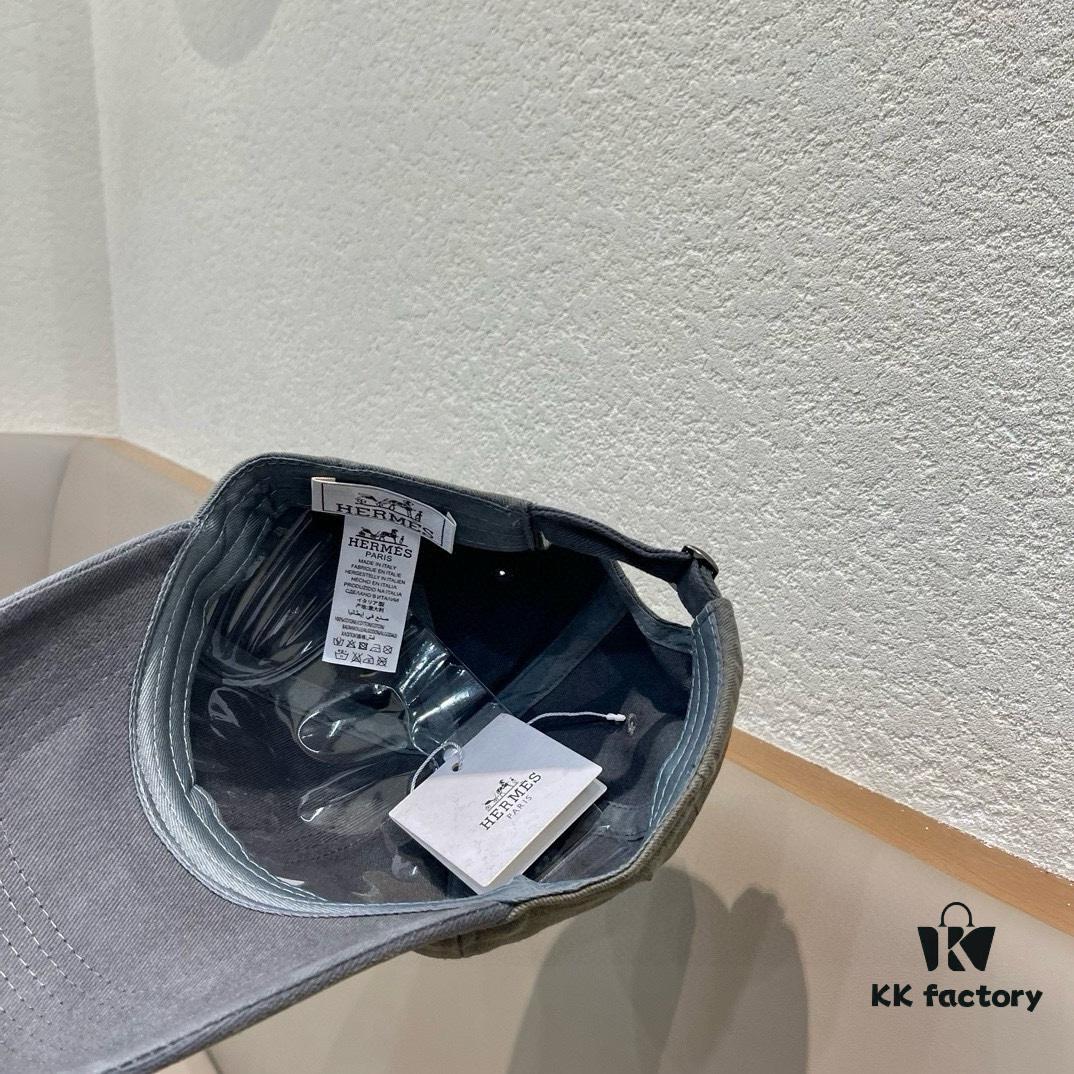 New Arrival HERMÈS (Hermes) Latest Authentic Replica Baseball Cap, Color-Blocked H Design, Premium Craftsmanship with Original Breathable Canvas Fabric and Factory Stainless Steel Adjustable Buckle