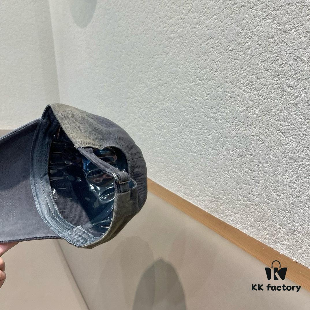 New Arrival HERMÈS (Hermes) Latest Authentic Replica Baseball Cap, Color-Blocked H Design, Premium Craftsmanship with Original Breathable Canvas Fabric and Factory Stainless Steel Adjustable Buckle