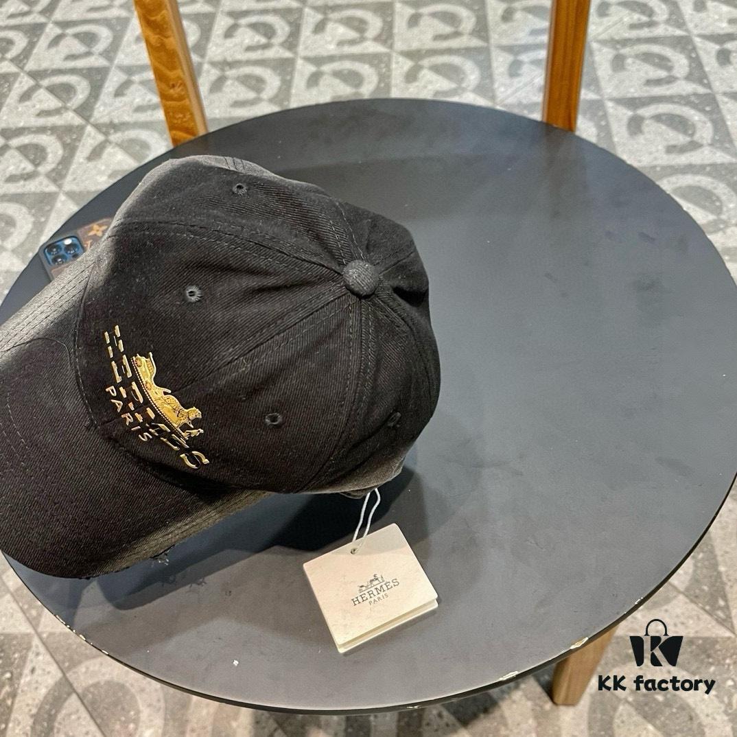 New Arrival HERMÈS Latest Authentic Single Baseball Cap, Color-Blocked H Design, Premium Craftsmanship with Original Ventilated Canvas Fabric and Factory Stainless Steel Adjustable Buckle