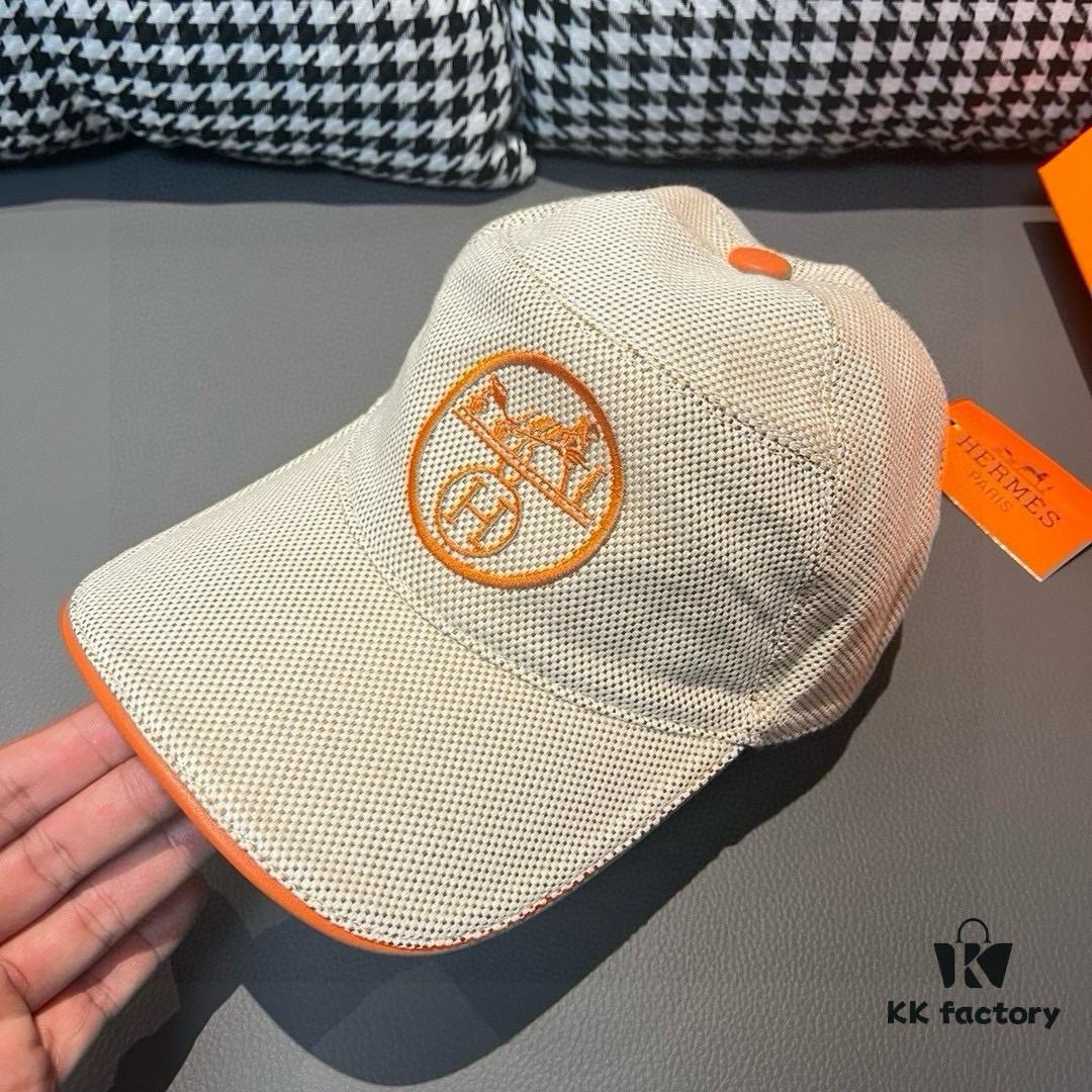 Box and cloth bag included, HERMÈS (Hermès) original order baseball cap, classic H design, genuine mold-customized breathable canvas fabric with authentic top-layer leather, original factory stainless steel adjustment buckle, exquisite craftsmanship, stylish and handsome, outstanding quality