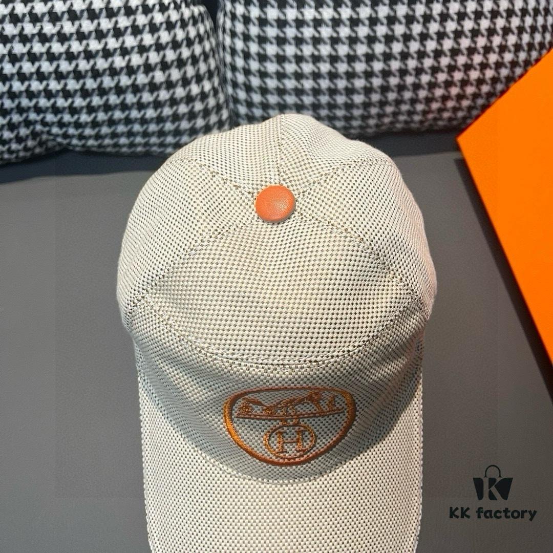 Box and cloth bag included, HERMÈS (Hermès) original order baseball cap, classic H design, genuine mold-customized breathable canvas fabric with authentic top-layer leather, original factory stainless steel adjustment buckle, exquisite craftsmanship, stylish and handsome, outstanding quality