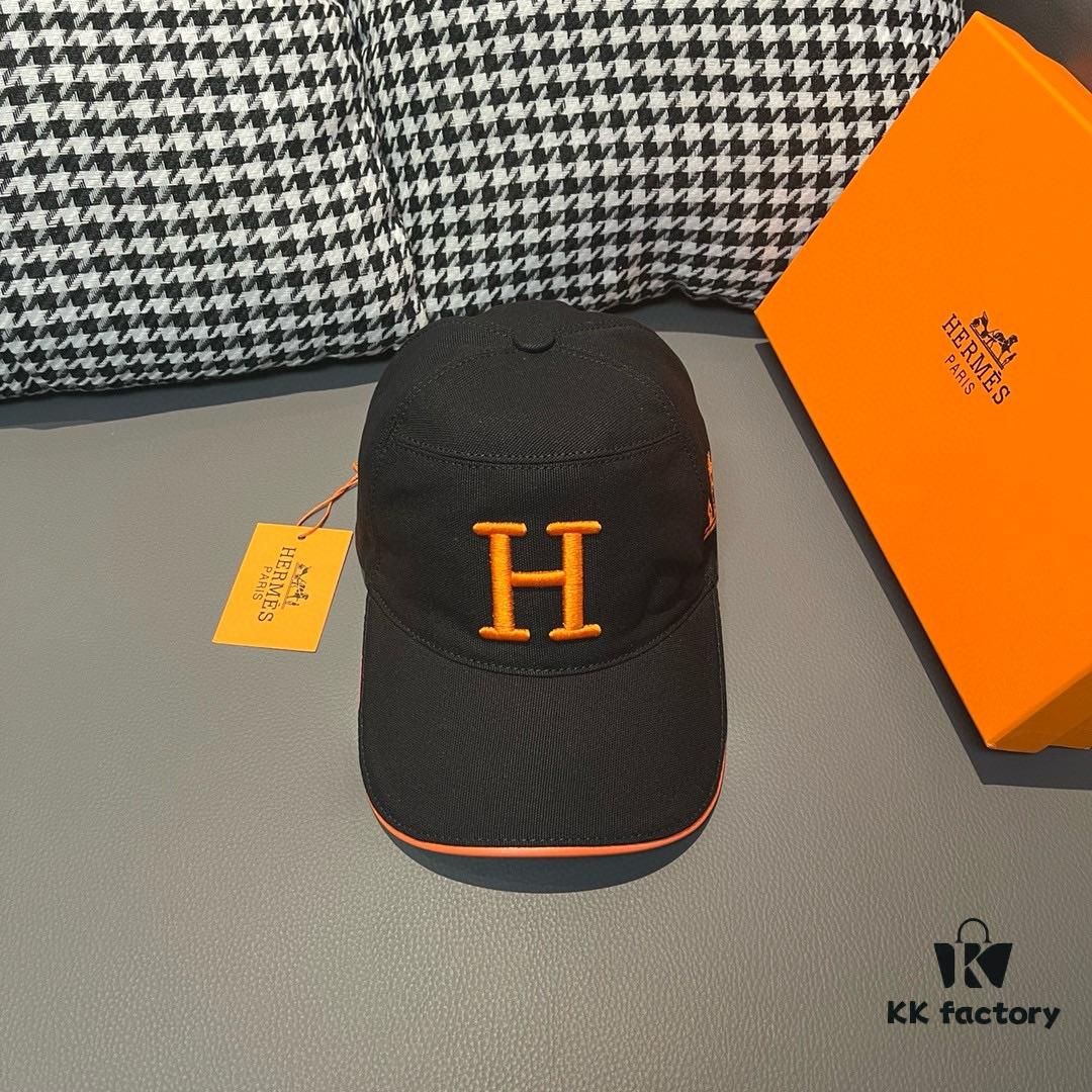 Box with Cloth Bag, HERMÈS Original Design Baseball Cap, Classic H, Authentic Mold Custom Made, Premium Canvas Fabric with Top Grain Leather, Original Factory Stainless Steel Adjustable Buckle, Exquisite Craftsmanship, Stylish and High Quality