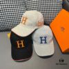 Box and Cloth Bag Included, HERMÈS Original Design Baseball Cap, Classic H Logo, Authentic Mold Custom Made, Premium Canvas Fabric with Top Layer Leather, Original Factory Stainless Steel Adjustable Buckle, Exquisite Craftsmanship, Stylish and High Quality