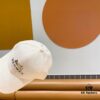 Hermès HERMES Limited Edition Embossed Baseball Cap, Official Website Original Lining, High-End Version for Connoisseurs – Breathable, Comfortable, Ultra UV Protection, Elegant and Sophisticated Style