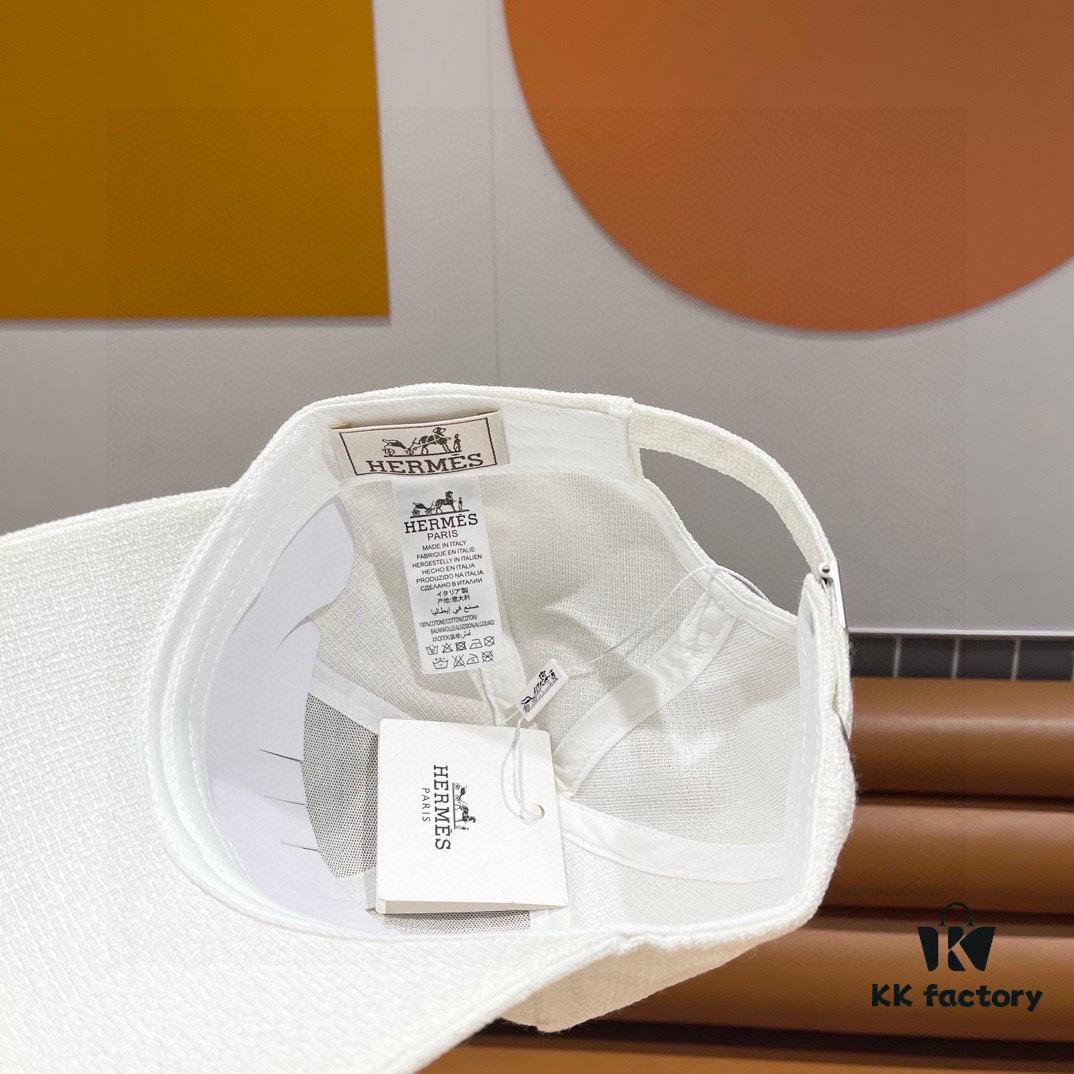 Hermès Limited Edition Embossed Baseball Cap, Official Website Original Lining, High-Quality Version for Connoisseurs – Breathable, Comfortable, Ultra UV Protection, Elegant and Sophisticated Style