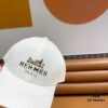 Hermès Limited Edition Embossed Baseball Cap, Official Website Original Lining, High-Quality Version for Connoisseurs – Breathable, Comfortable, Ultra UV Protection, Elegant and Sophisticated Style