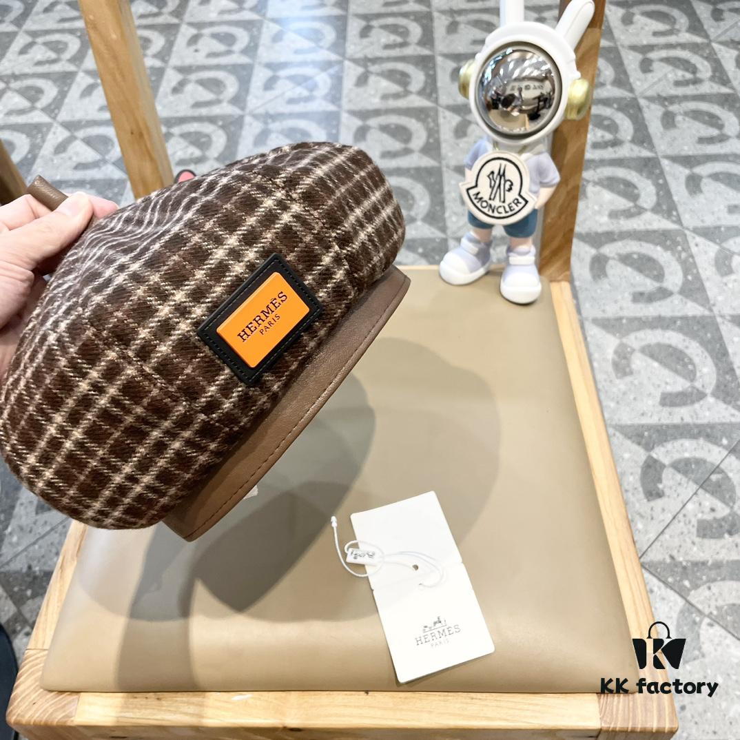 New Arrival HERMÈS Women's Fashionable Tartan Wool Beret, Korean-British Style Casual Artist Hat, Versatile Winter Beanie