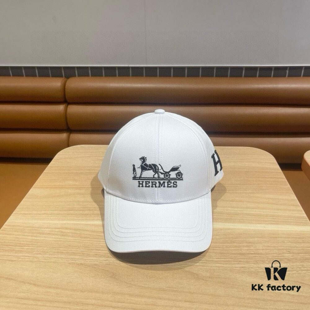 New Arrival HERMÈS Latest Authentic Baseball Cap, Color-Blocked H Design, Premium Craftsmanship with Original Mold and Breathable Canvas Fabric