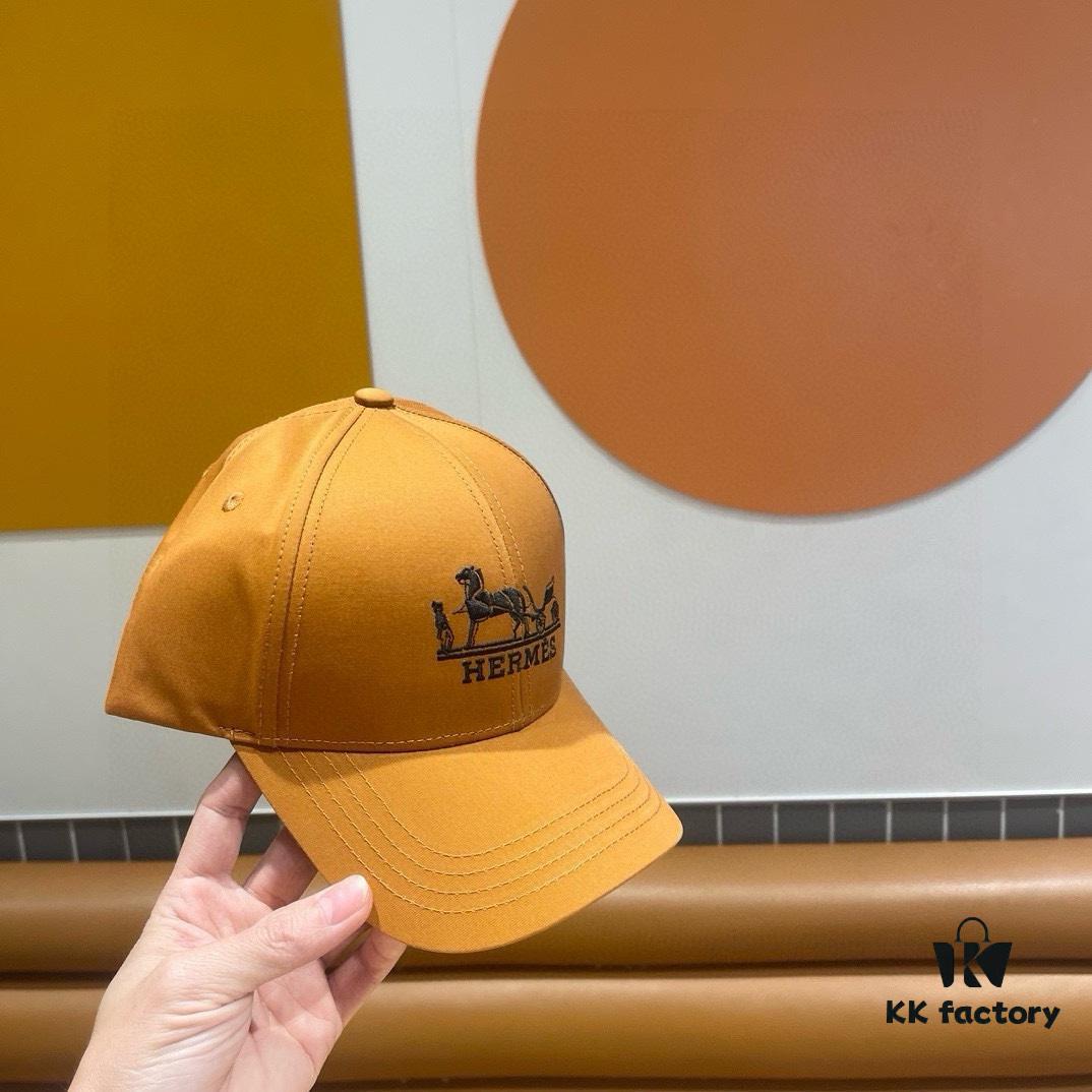 New Arrival HERMÈS Latest Authentic Baseball Cap, Color-Blocked H Design, Premium Craftsmanship with Original Breathable Canvas Fabric and Factory Stainless Steel Adjuster