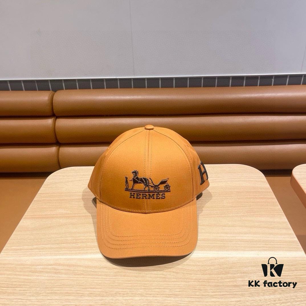 New Arrival HERMÈS Latest Authentic Baseball Cap, Color-Blocked H Design, Premium Craftsmanship with Original Breathable Canvas Fabric and Factory Stainless Steel Adjuster
