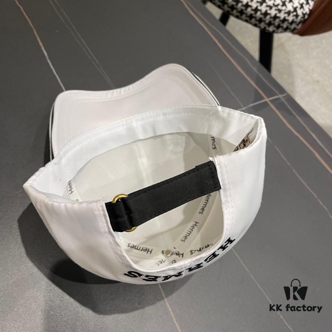 HERMÈS Original Design Baseball Cap, Classic H Logo, Premium Custom Molded Construction, Authentic Breathable Canvas Fabric, Exquisite Craftsmanship, Stylish and High Quality