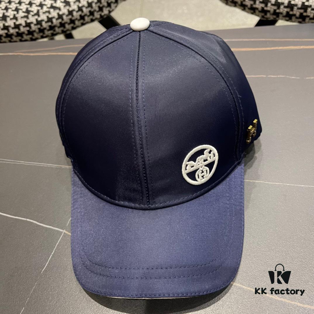 HERMÈS Original Quality Baseball Cap, Classic H Design, Premium Custom Molded, Authentic Breathable Canvas Fabric, Exquisite Craftsmanship, Stylish and High-Quality