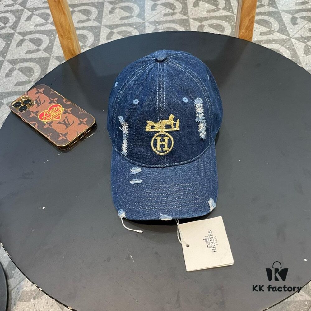 HERMÈS (Hermès) Denim Baseball Cap, Classic H Design, Authentic Mold Custom Made, Premium Quality