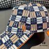 Box and cloth bag included, HERMÈS (Hermès) new original order baseball cap with H embroidery checkered design, genuine leather mold custom-made, original breathable canvas fabric + top-layer cowhide, factory fine steel adjustable buckle, exquisite craftsmanship, stylish and handsome with outstanding quality!