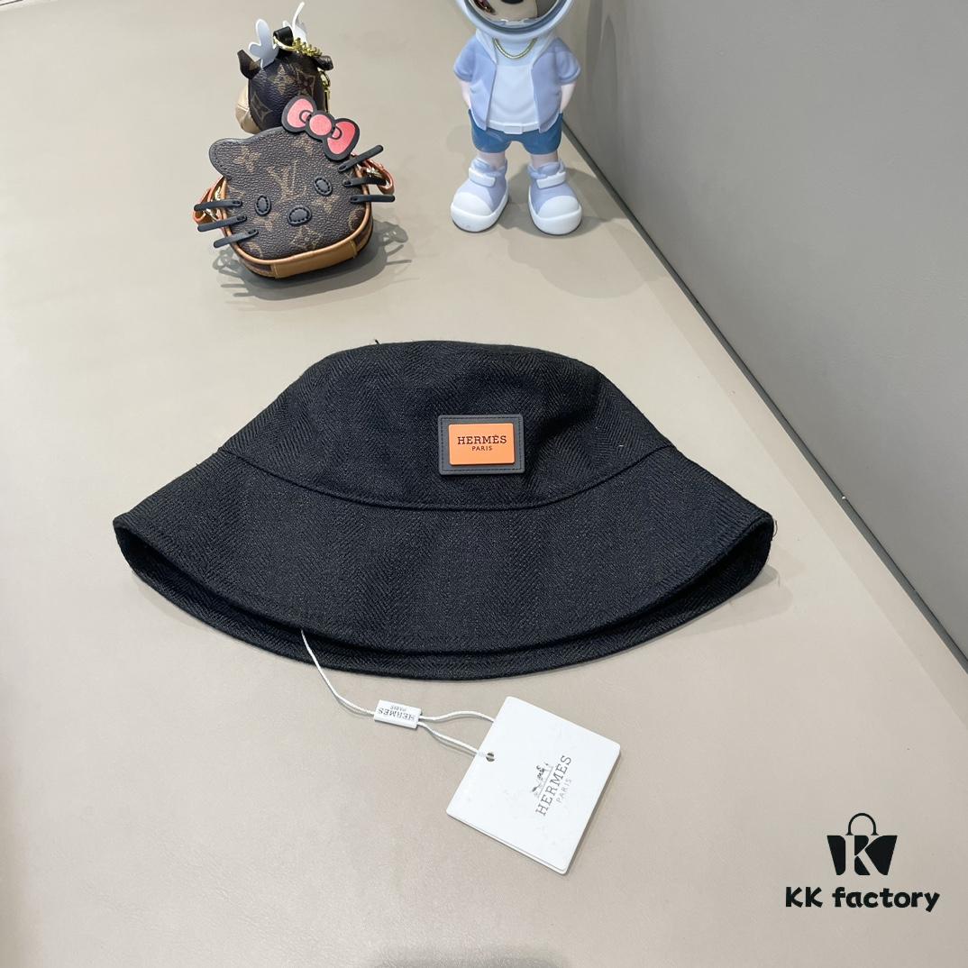 New Arrival HERMÈS (Hermes) 2024 Latest Autumn Fisherman Hat for Men, Everyday Style Perfectly Matched, Streetwear Essential